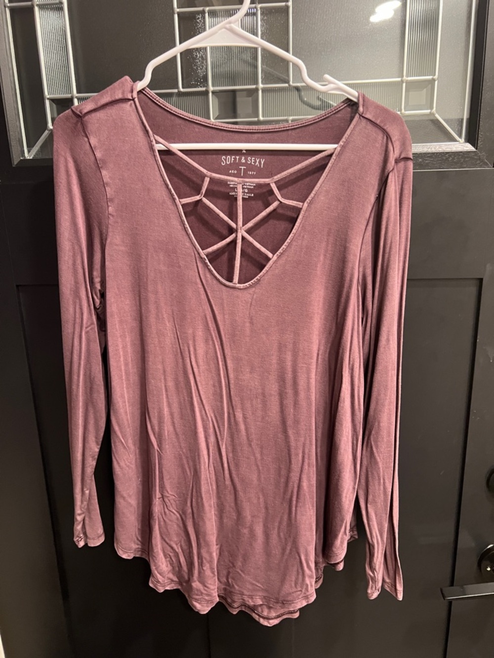 American Eagle Outfitters Mauve Crisscross Long-Sleeve Top Size Large
